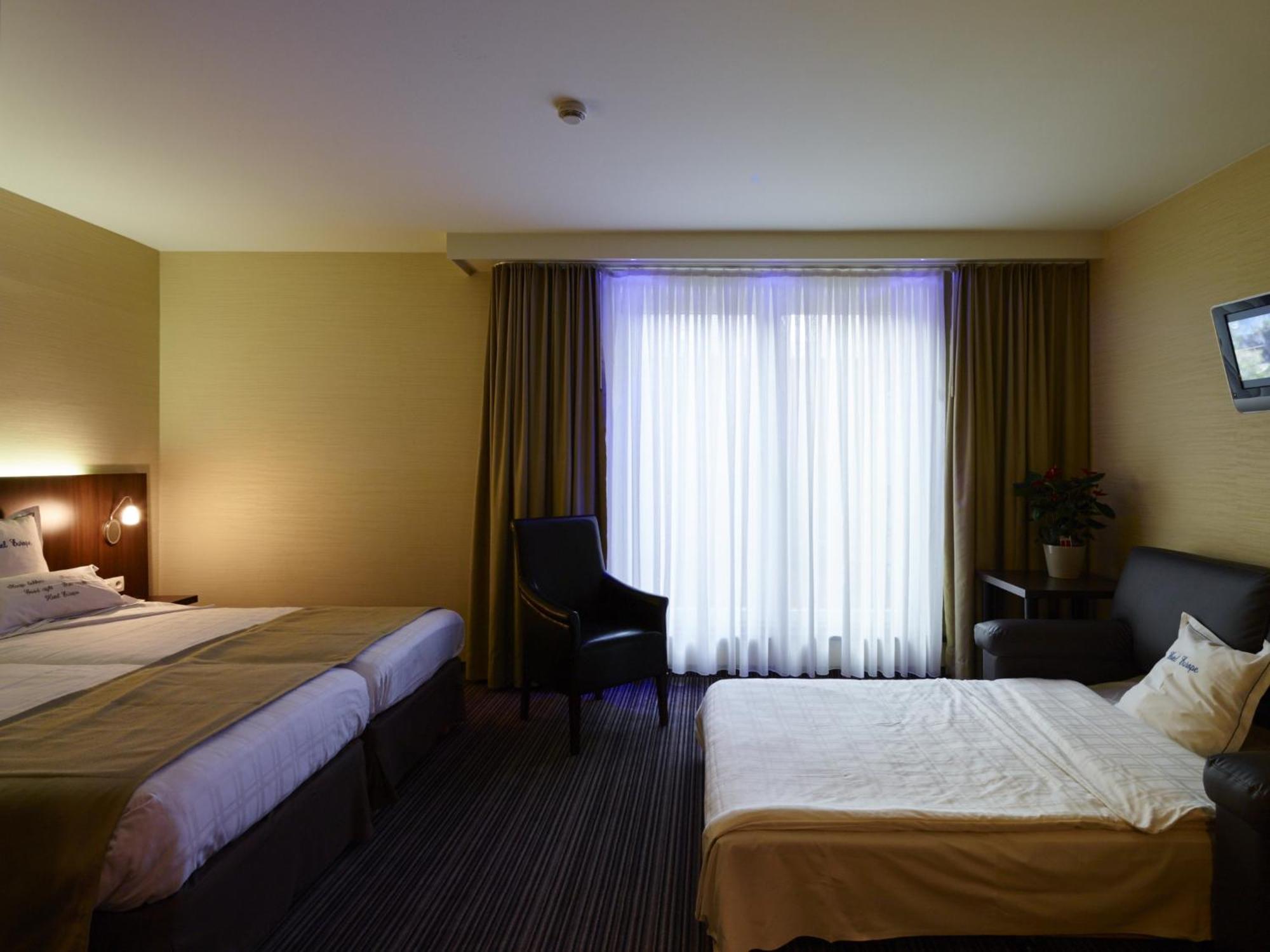 Hotel Europe Oostende Ruang foto